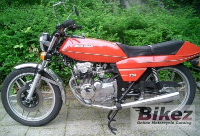 1977 Moto Guzzi 254 photo